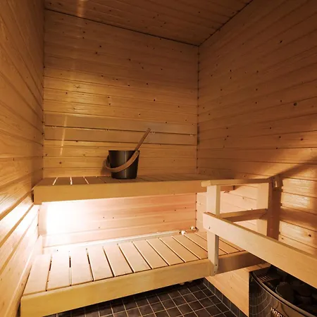 Linnankatu Furnished With Sauna Apartamento