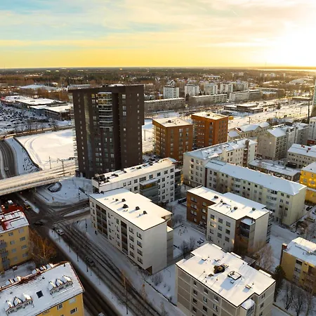 Linnankatu Furnished With Sauna 奥卢