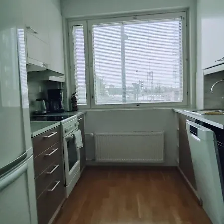 Linnankatu Furnished With Sauna